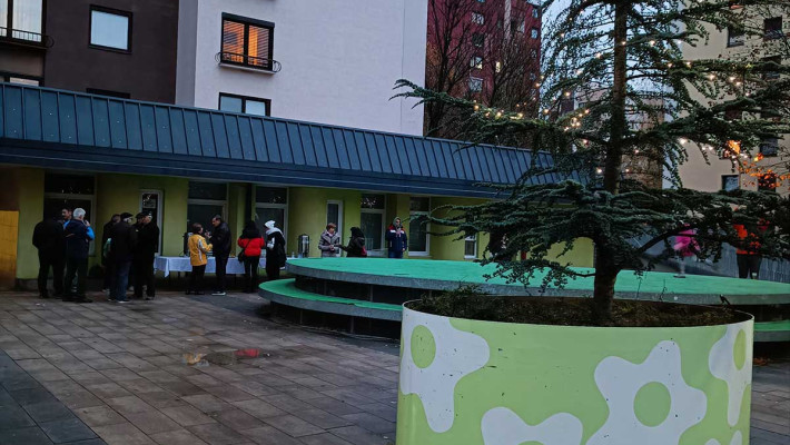 Utrinki | Prižig prazničnih luči - Kardeljev trg (2022)